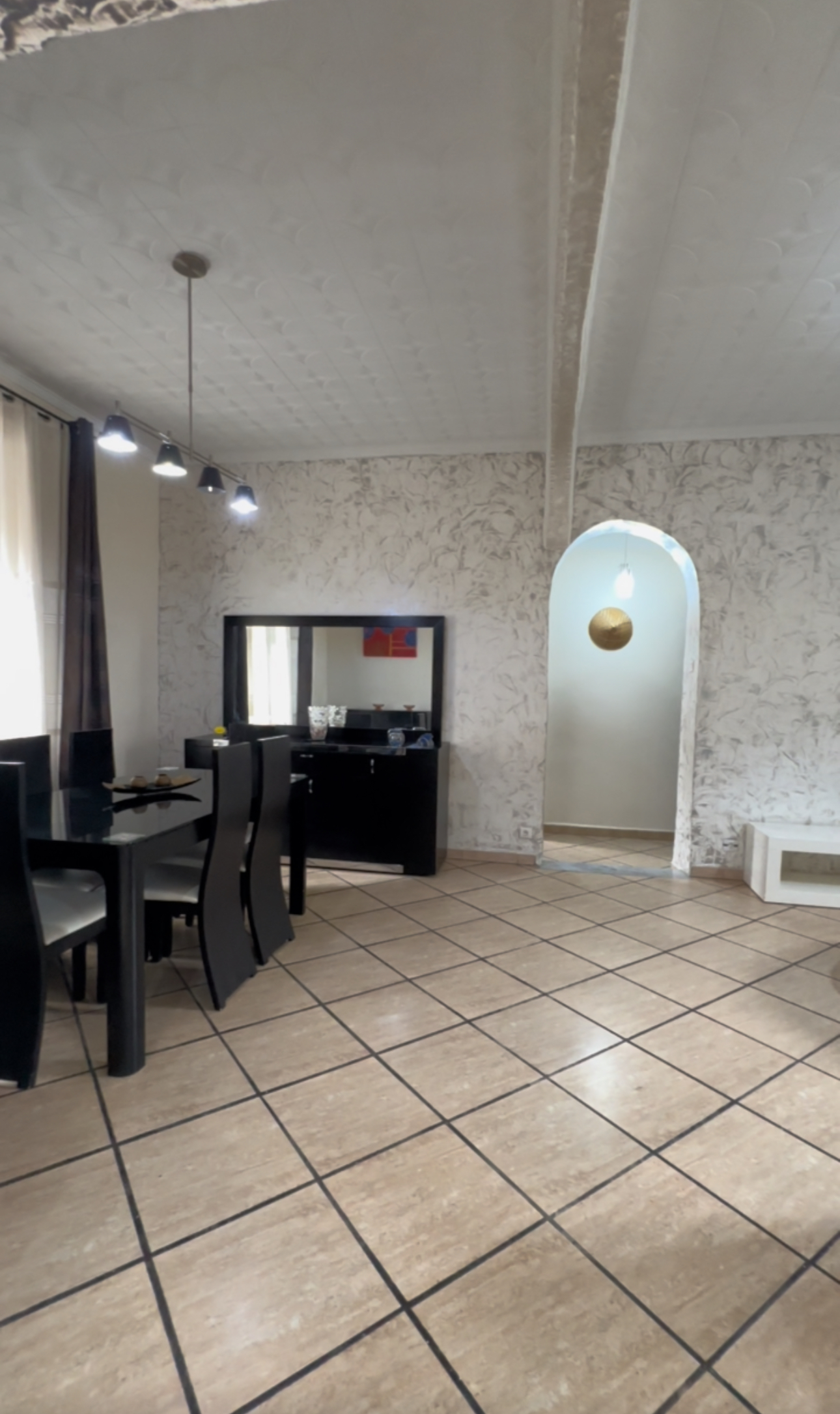 Tourist Villa with Pool - 2 Minutes from the Beach