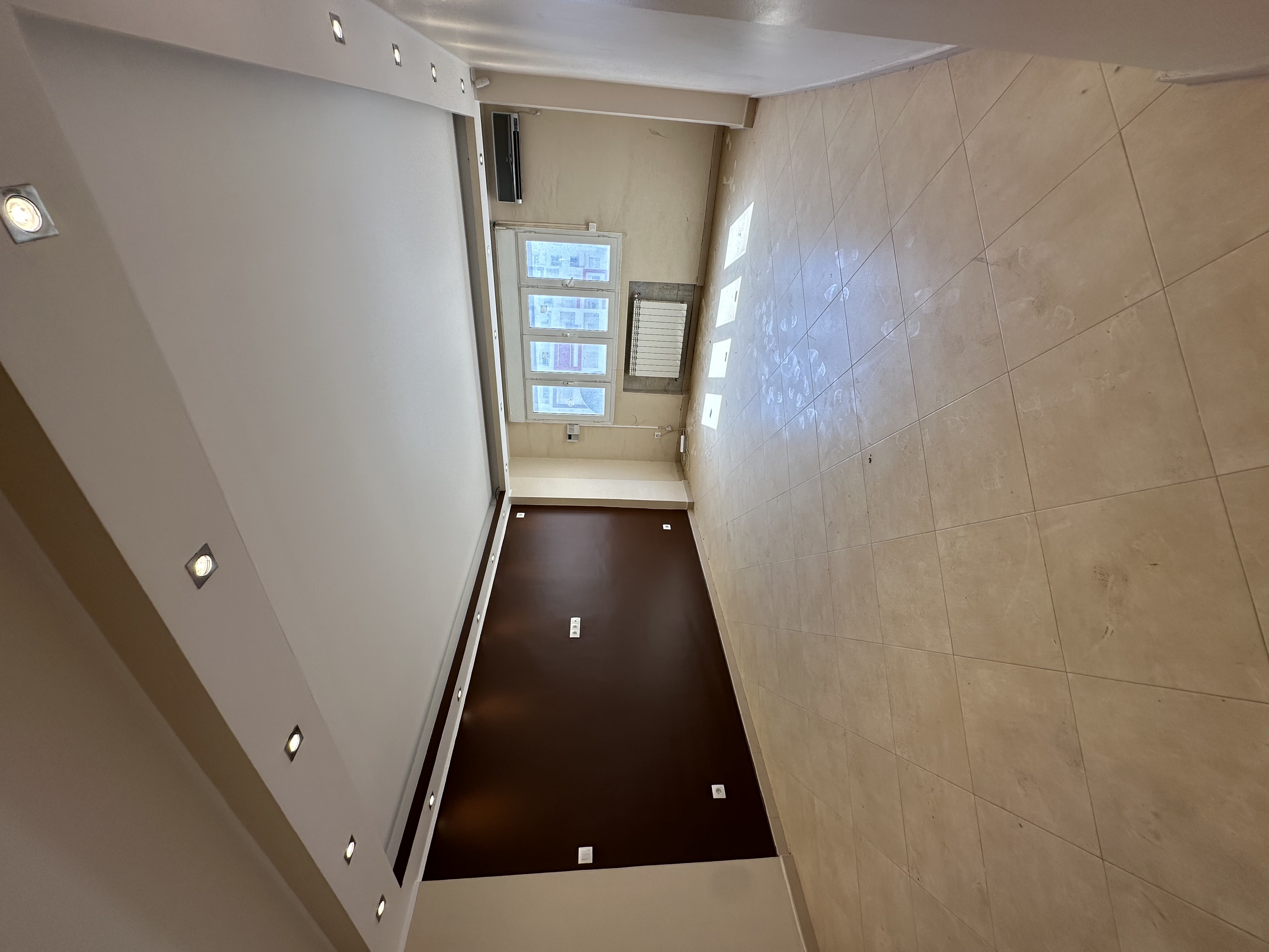 F3 Apartment