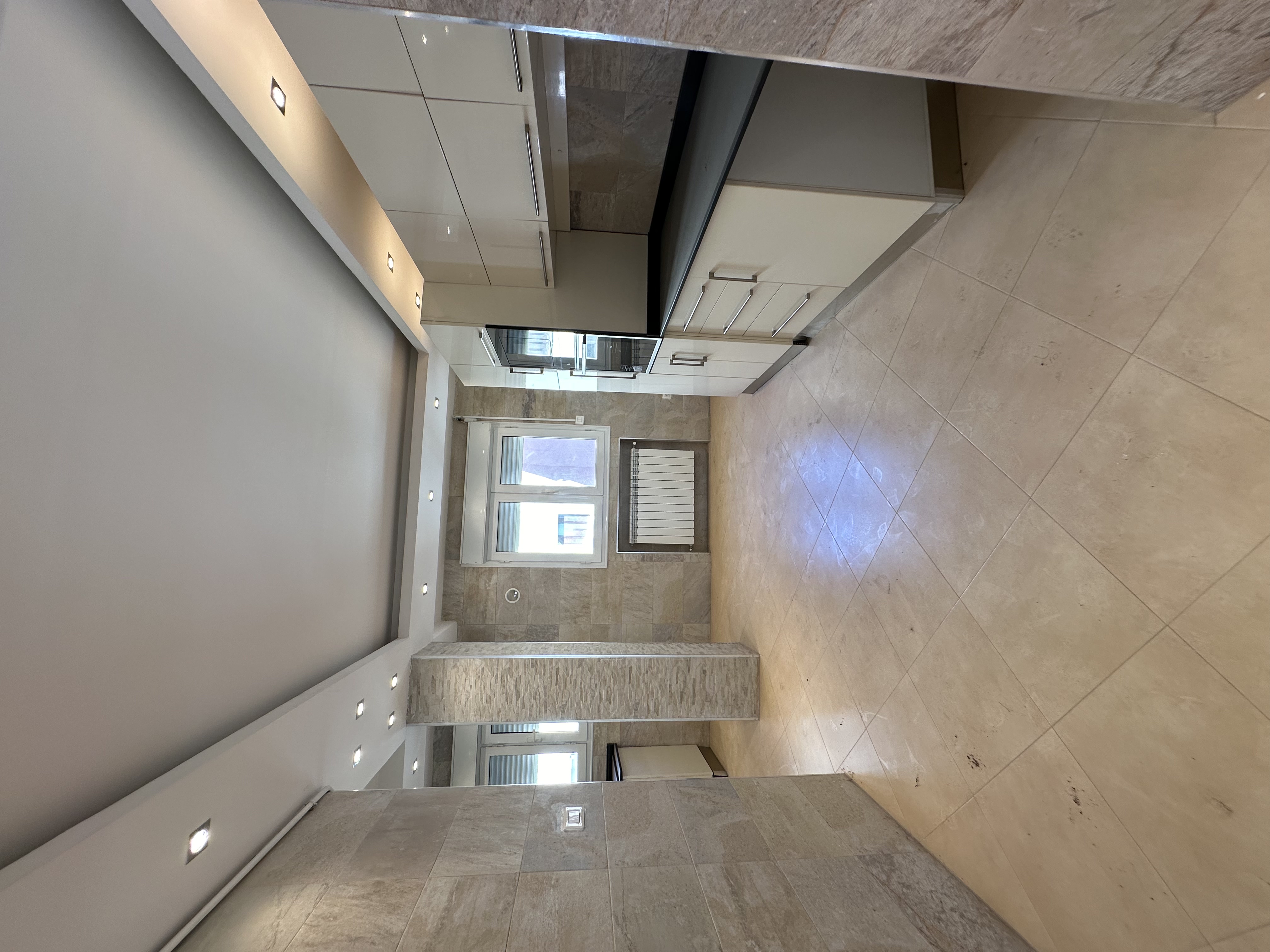 F3 Apartment