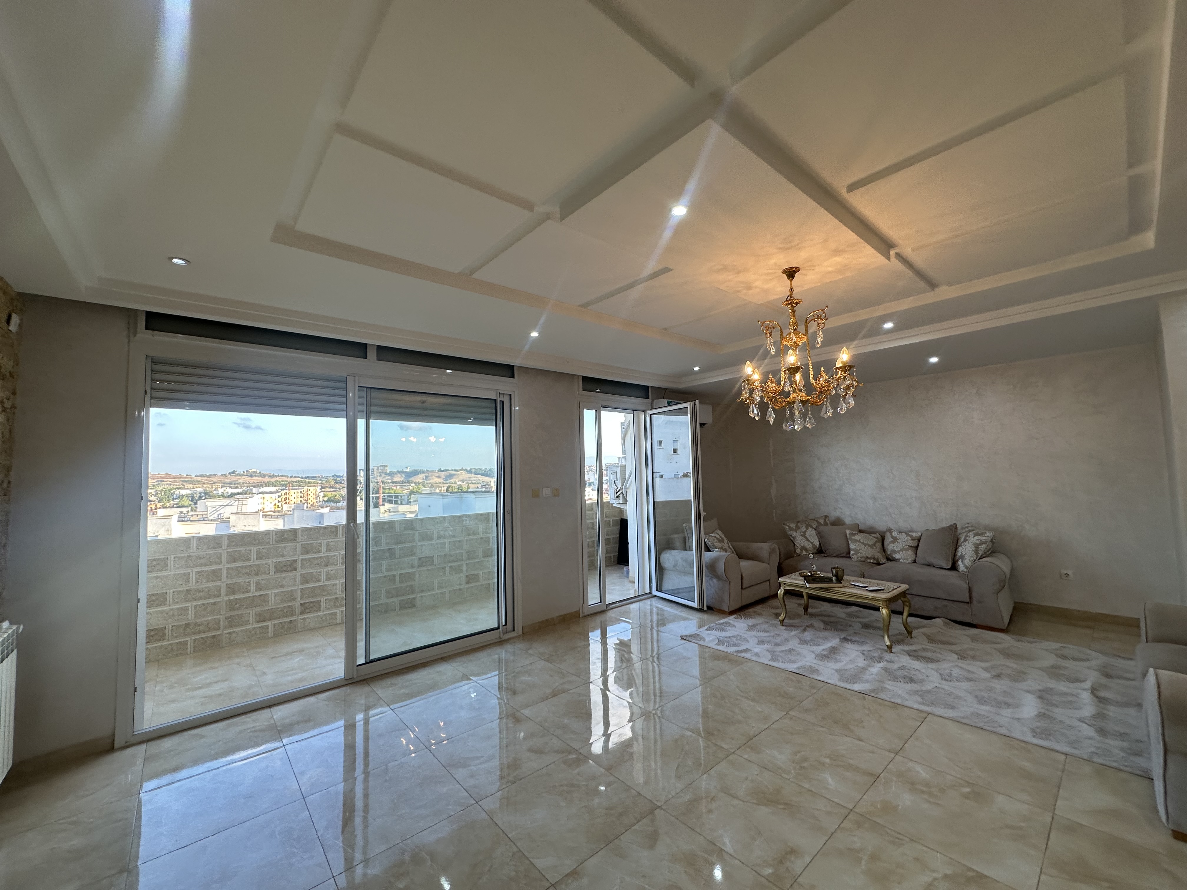 🚨 Fully equipped luxury duplex of 265 m² for sale 📍 Chéraga, Algiers | 💰 7.3 billion DZD 🇩🇿