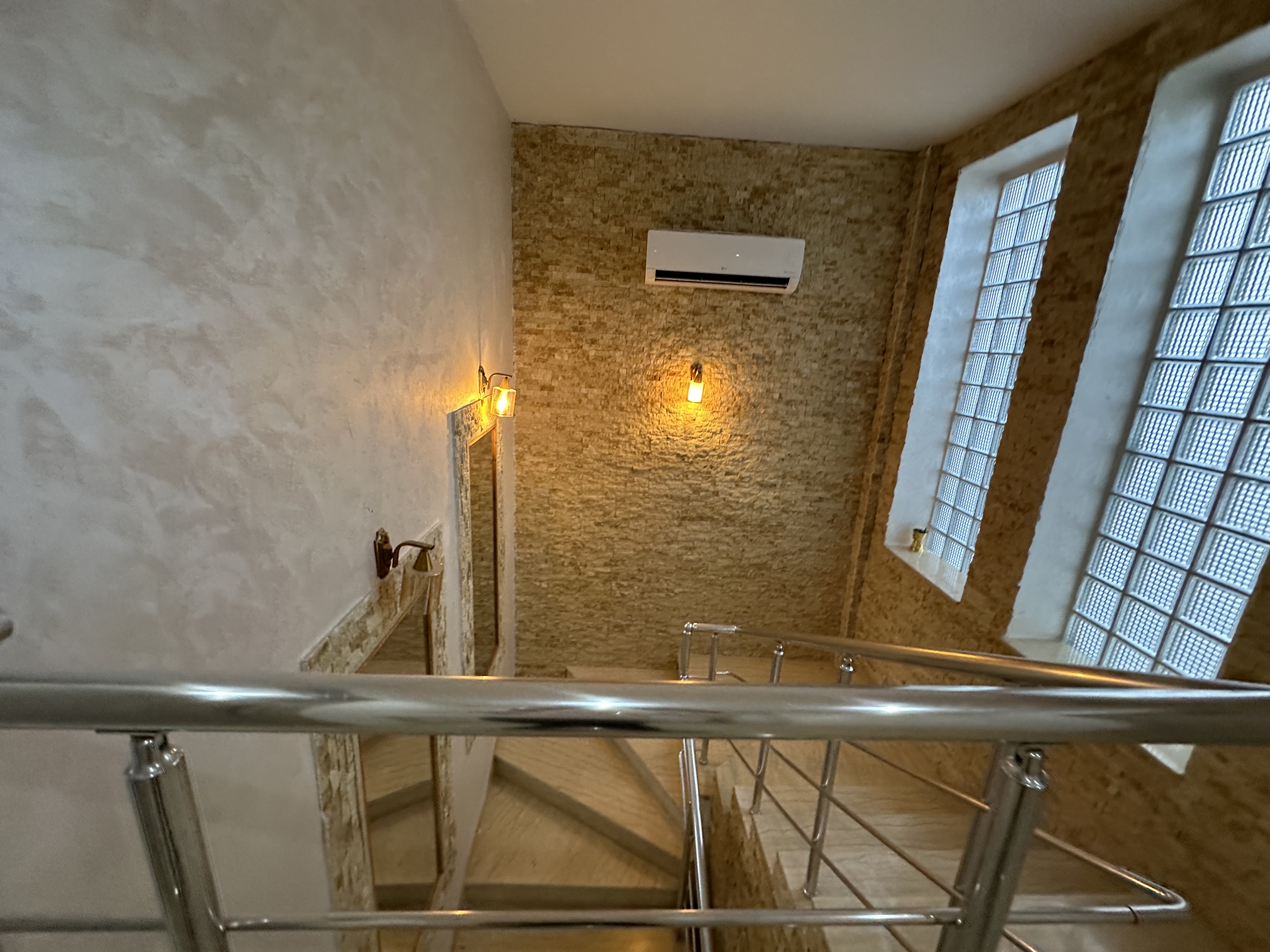 🚨 Fully equipped luxury duplex of 265 m² for sale 📍 Chéraga, Algiers | 💰 7.3 billion DZD 🇩🇿
