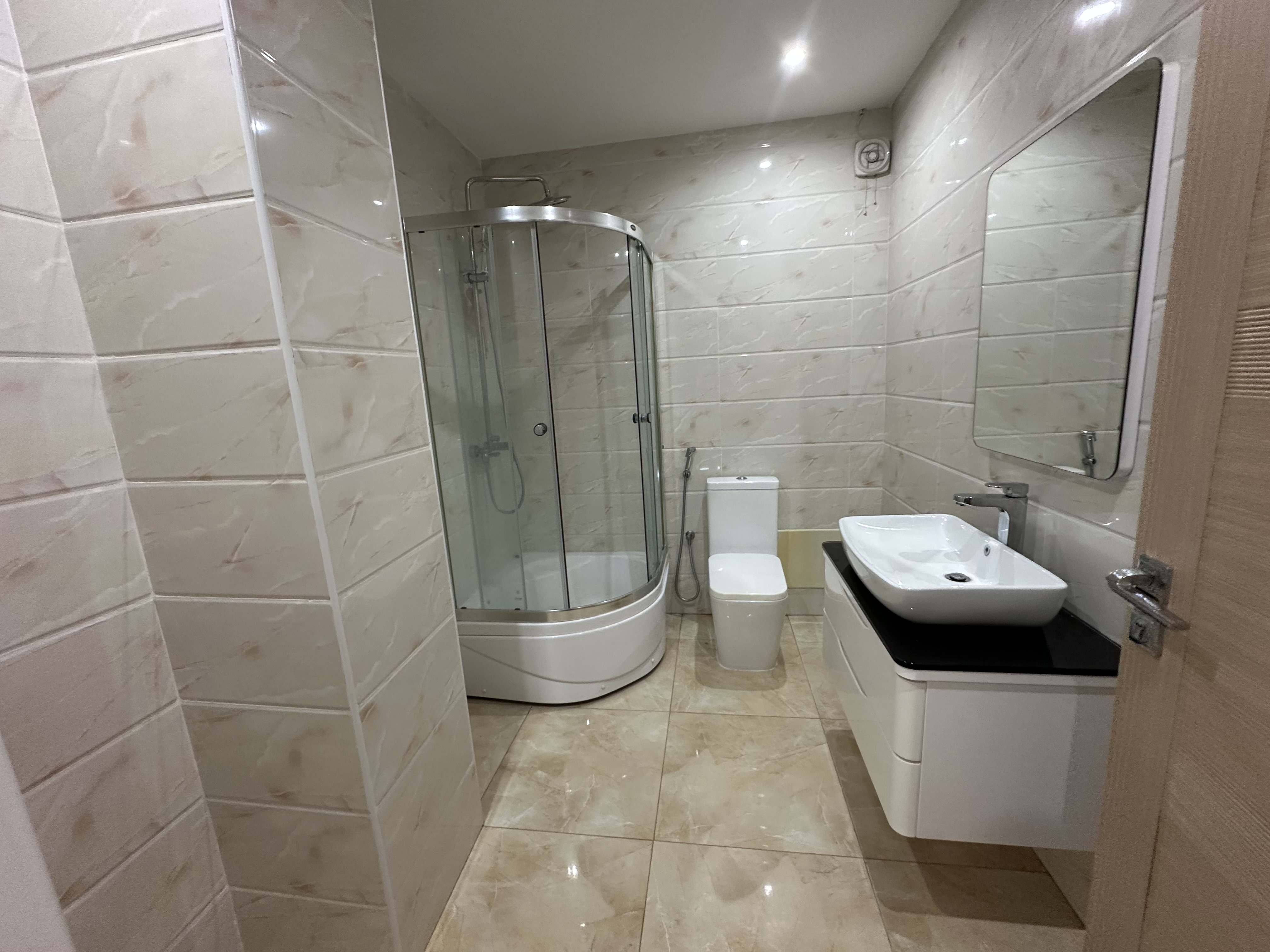 🚨 Fully equipped luxury duplex of 265 m² for sale 📍 Chéraga, Algiers | 💰 7.3 billion DZD 🇩🇿