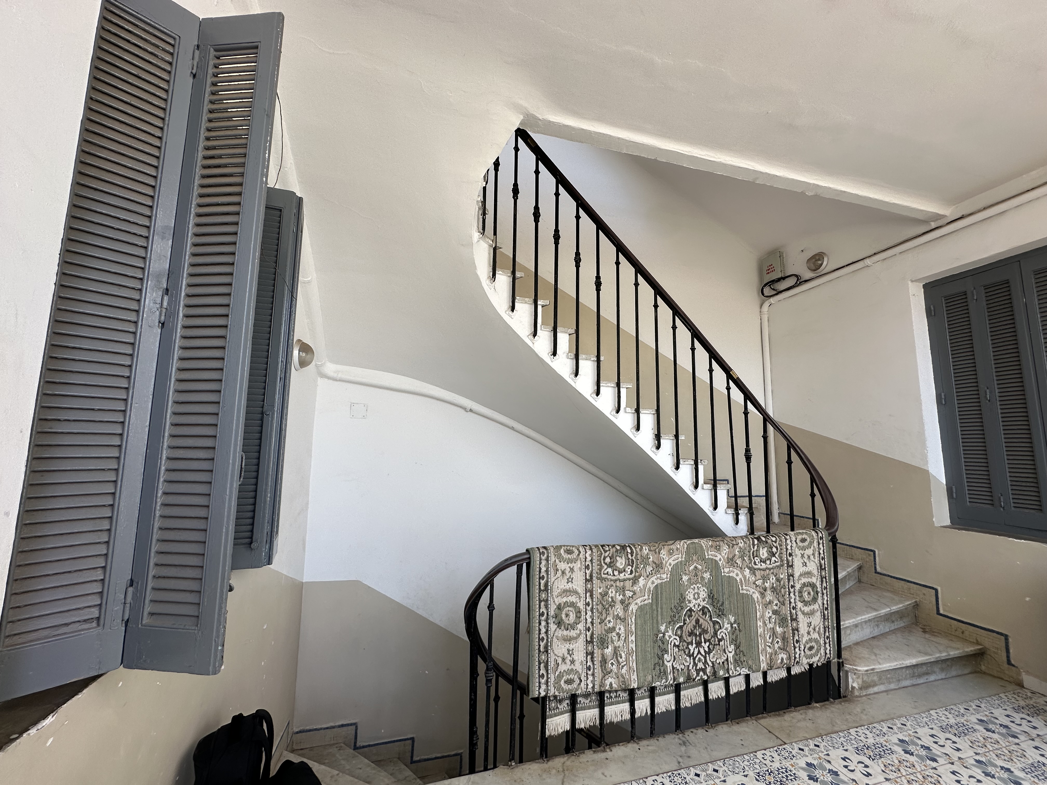 F3 Apartment for Sale 🚨 📍 Hussein Dey, Algiers | 💰 1.7 Billion DZD 🇩🇿