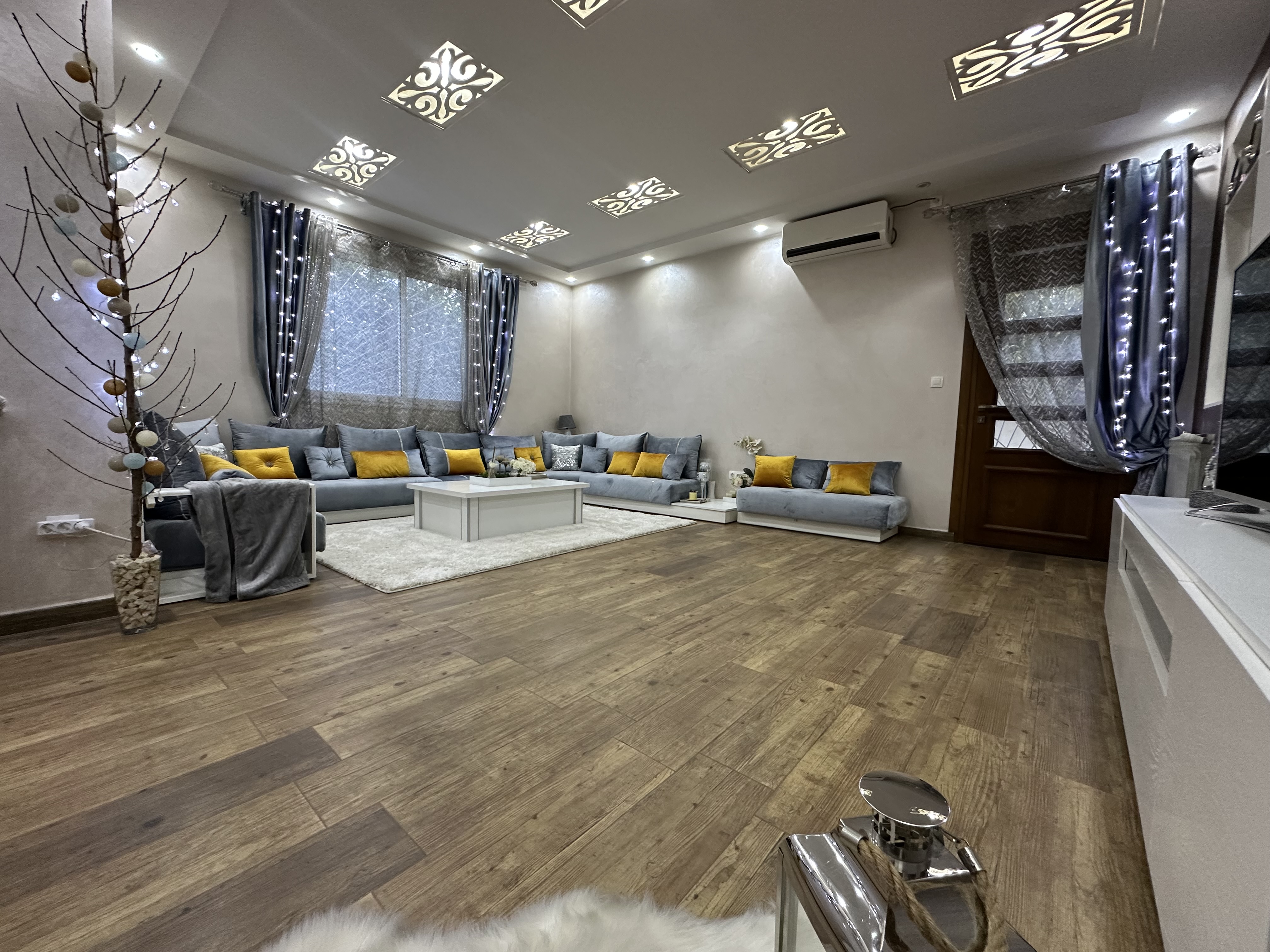 Luxury villa with heated swimming pool + gym for sale 🚨 📍 Hamadi Centre | 9.5 billion DZD 🇩🇿