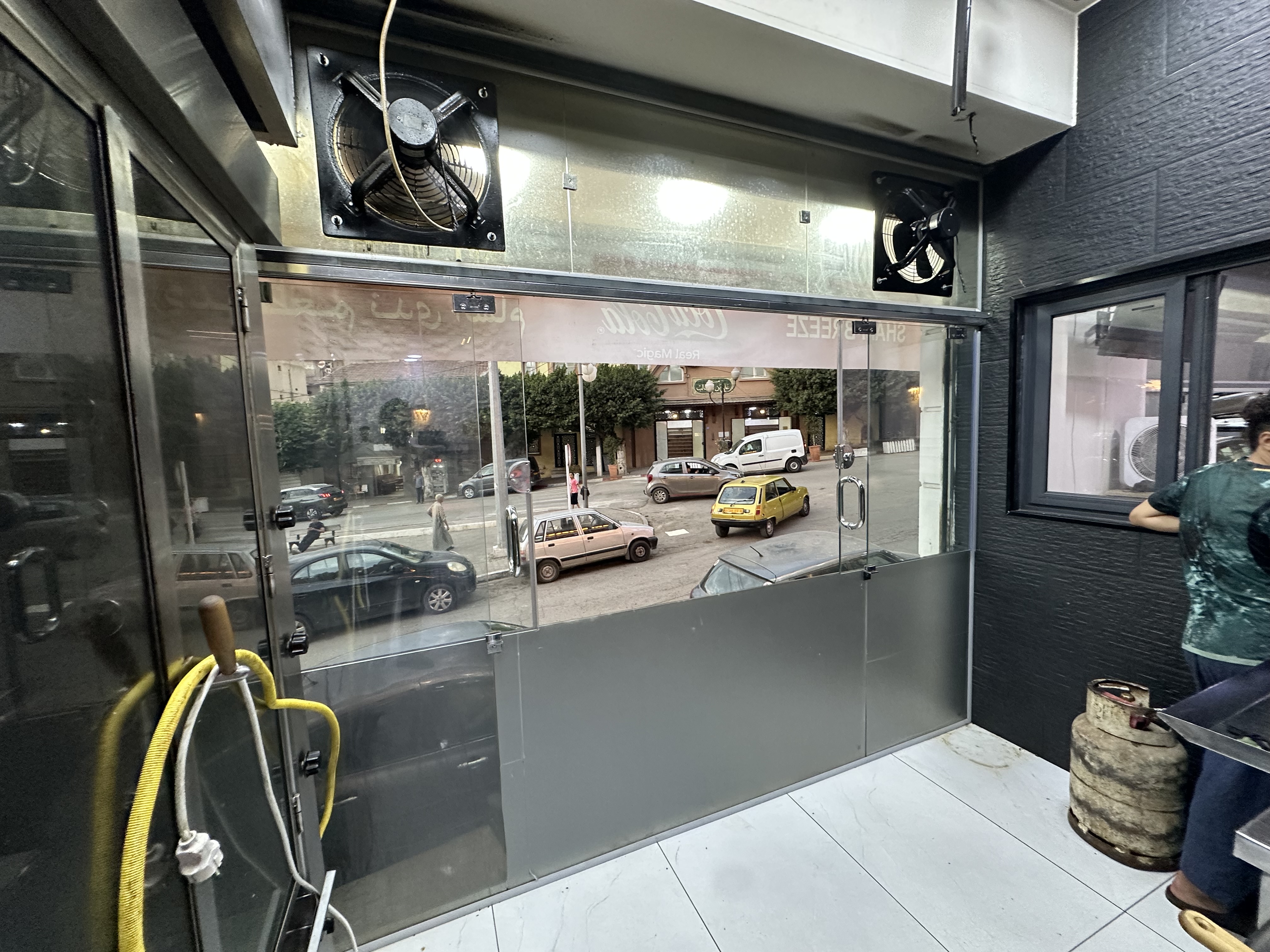 Fully Equipped Luxury Restaurant for Rent 🚨 El Achour, Algiers | 500,000 DZD �