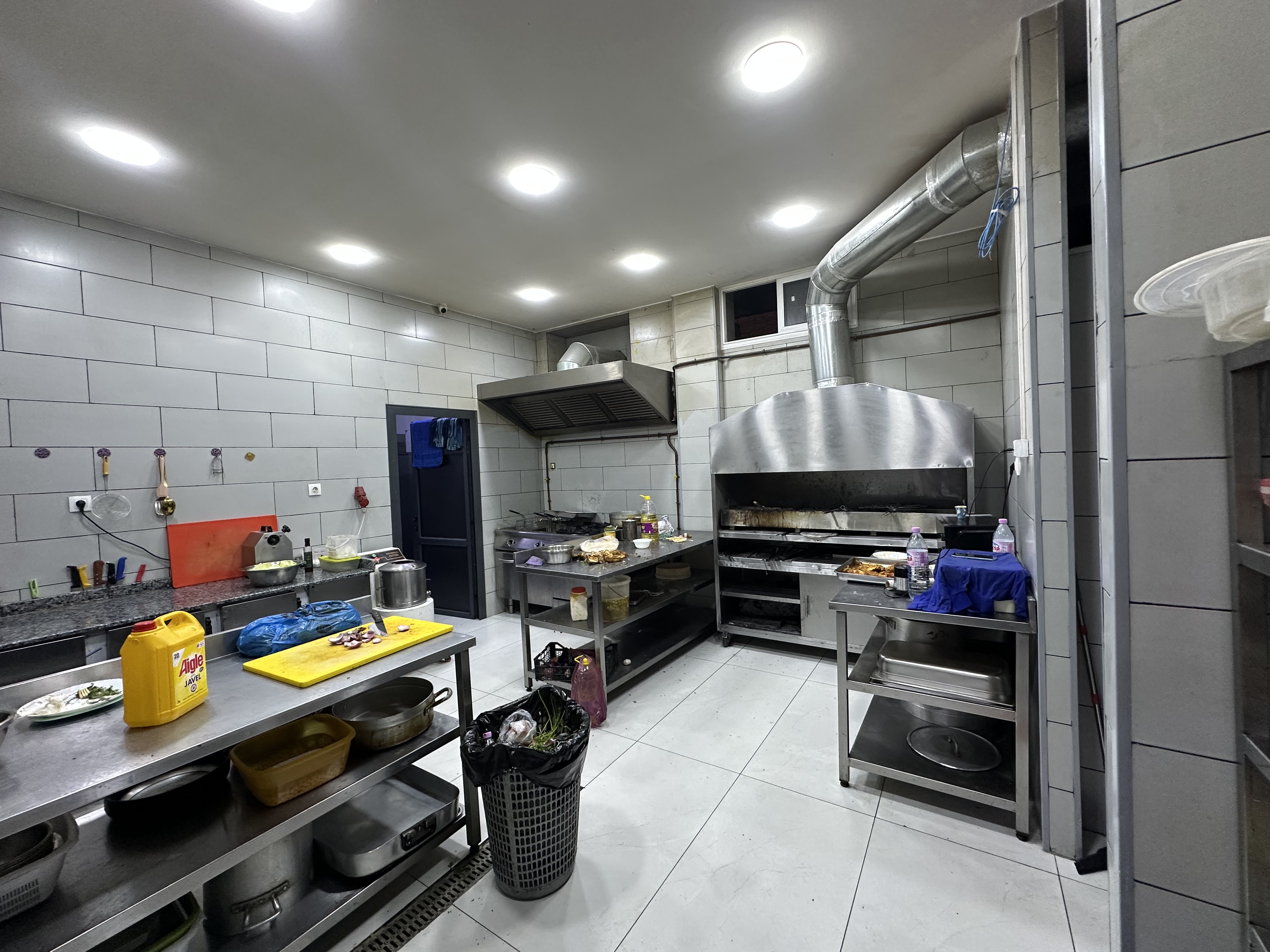 Fully Equipped Luxury Restaurant for Rent 🚨 El Achour, Algiers | 500,000 DZD �