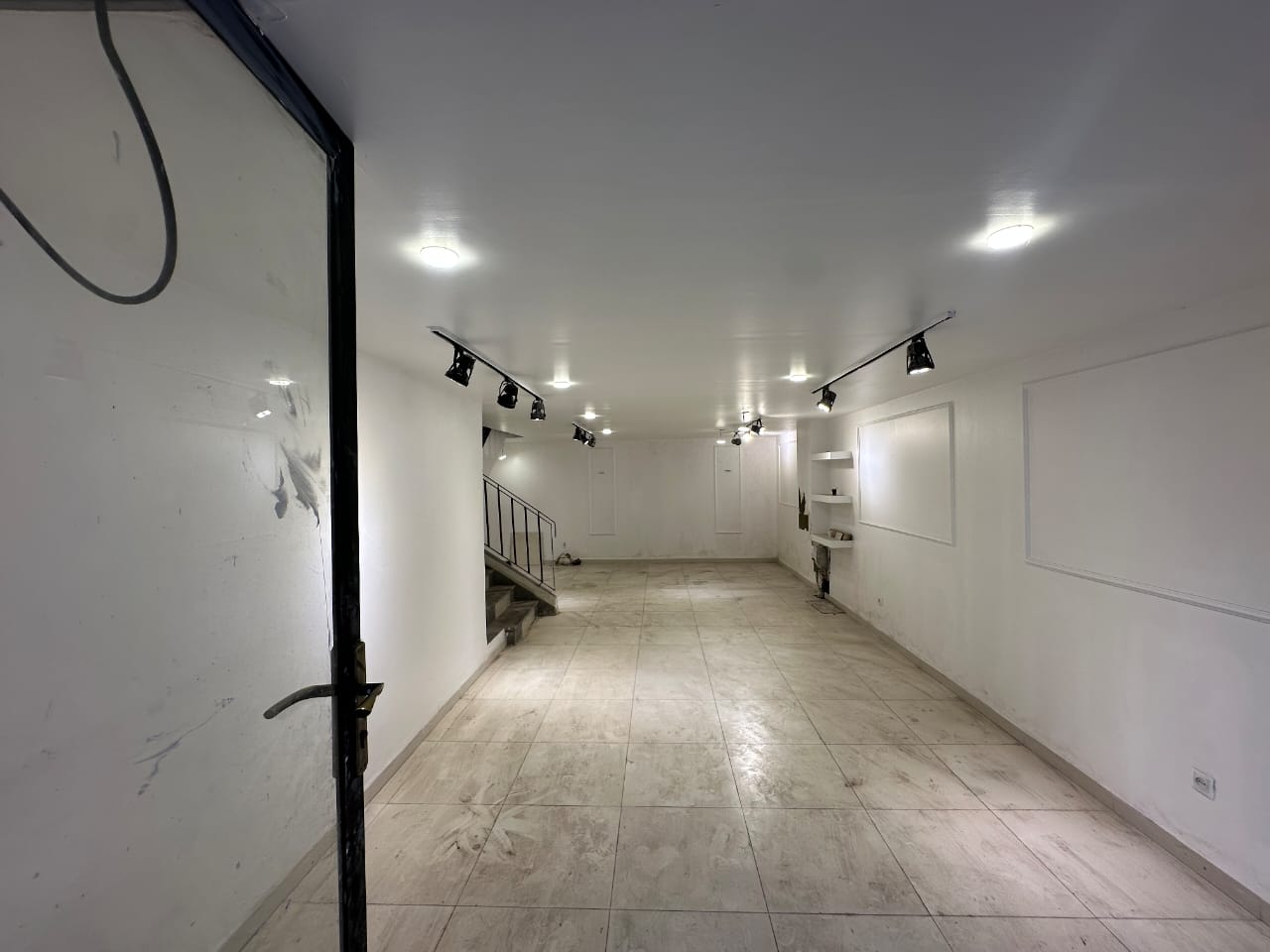 🏢✨ Commercial Property for Sale in Télemly, Karim Belkacem Street – Algiers 💼