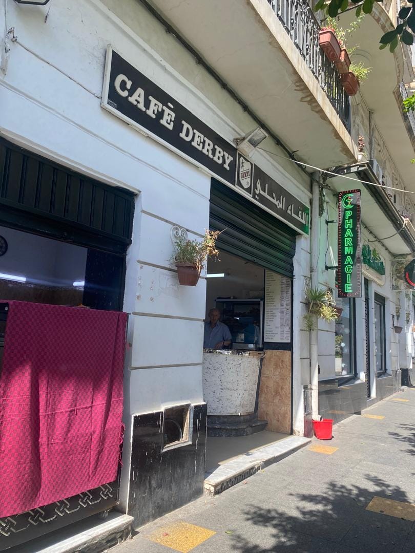 ☕🏙️ Café for Sale in Central Algiers – La Poste Centrale | Prime Investment Opportunity 💰
